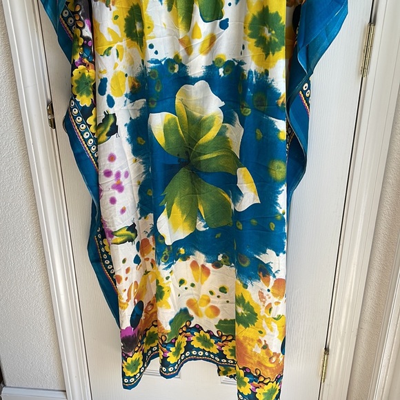 NWT AMERICAN LEISURE COLORFUL FLORAL PRINT CAFTAN ONE SIZE - Picture 6 of 9